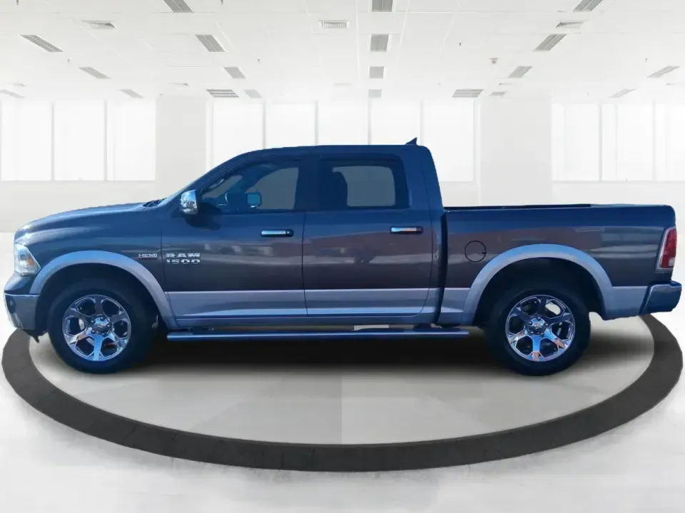 2016 Ram 1500 Laramie (1C6RR7NT1GS) with an 5.7L V8 OHV 16V engine, 6A transmission, located at 1230 East Main St, Xenia, OH, 45385, (937) 908-9800, 39.688026, -83.910172 - Built for Ohio backroads, weekend lake runs, and the kind of workday that doesn't stop when the weather turns, this 2016 Ram 1500 Laramie Crew Cab 4WD is the truck that fits real life in Troy. Whether you're towing a trailer out toward the Miami County Fairgrounds, hauling gear for a Saturday at Tre - Photo#5