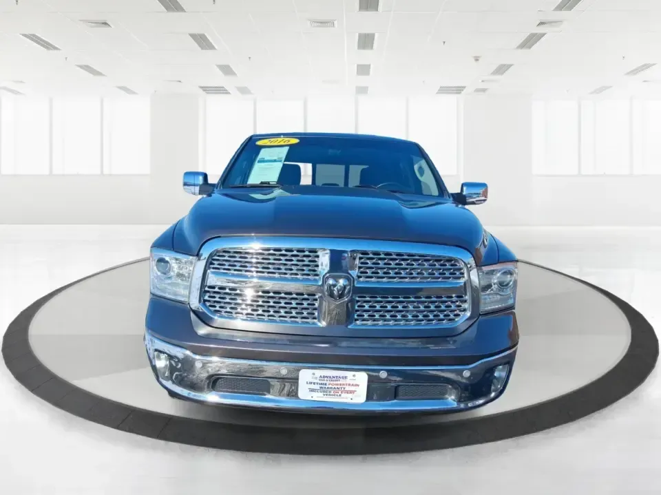 2016 Ram 1500 Laramie (1C6RR7NT1GS) with an 5.7L V8 OHV 16V engine, 6A transmission, located at 1230 East Main St, Xenia, OH, 45385, (937) 908-9800, 39.688026, -83.910172 - Built for Ohio backroads, weekend lake runs, and the kind of workday that doesn't stop when the weather turns, this 2016 Ram 1500 Laramie Crew Cab 4WD is the truck that fits real life in Troy. Whether you're towing a trailer out toward the Miami County Fairgrounds, hauling gear for a Saturday at Tre - Photo#7