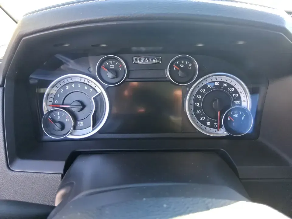 2016 Ram 1500 Laramie (1C6RR7NT1GS) with an 5.7L V8 OHV 16V engine, 6A transmission, located at 1230 East Main St, Xenia, OH, 45385, (937) 908-9800, 39.688026, -83.910172 - Built for Ohio backroads, weekend lake runs, and the kind of workday that doesn't stop when the weather turns, this 2016 Ram 1500 Laramie Crew Cab 4WD is the truck that fits real life in Troy. Whether you're towing a trailer out toward the Miami County Fairgrounds, hauling gear for a Saturday at Tre - Photo#14