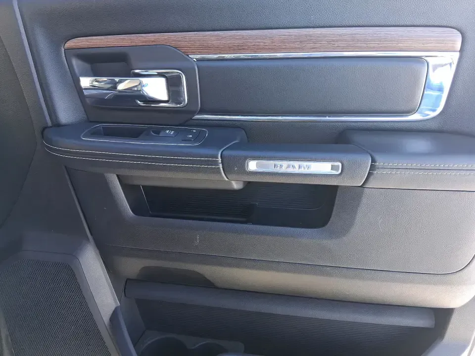 2016 Ram 1500 Laramie (1C6RR7NT1GS) with an 5.7L V8 OHV 16V engine, 6A transmission, located at 1230 East Main St, Xenia, OH, 45385, (937) 908-9800, 39.688026, -83.910172 - Built for Ohio backroads, weekend lake runs, and the kind of workday that doesn't stop when the weather turns, this 2016 Ram 1500 Laramie Crew Cab 4WD is the truck that fits real life in Troy. Whether you're towing a trailer out toward the Miami County Fairgrounds, hauling gear for a Saturday at Tre - Photo#19