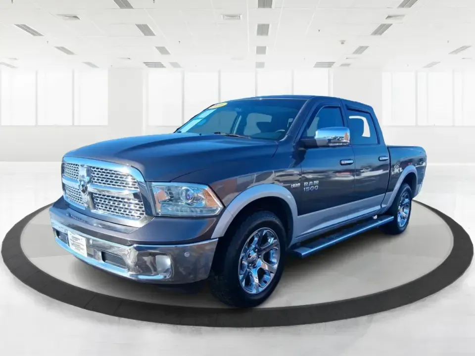 2016 Ram 1500 Laramie (1C6RR7NT1GS) with an 5.7L V8 OHV 16V engine, 6A transmission, located at 1184 Kauffman Ave, Fairborn, OH, 45324, (937) 908-9800, 39.807072, -84.030914 - 2016 Ram 1500 Laramie - Photo#8