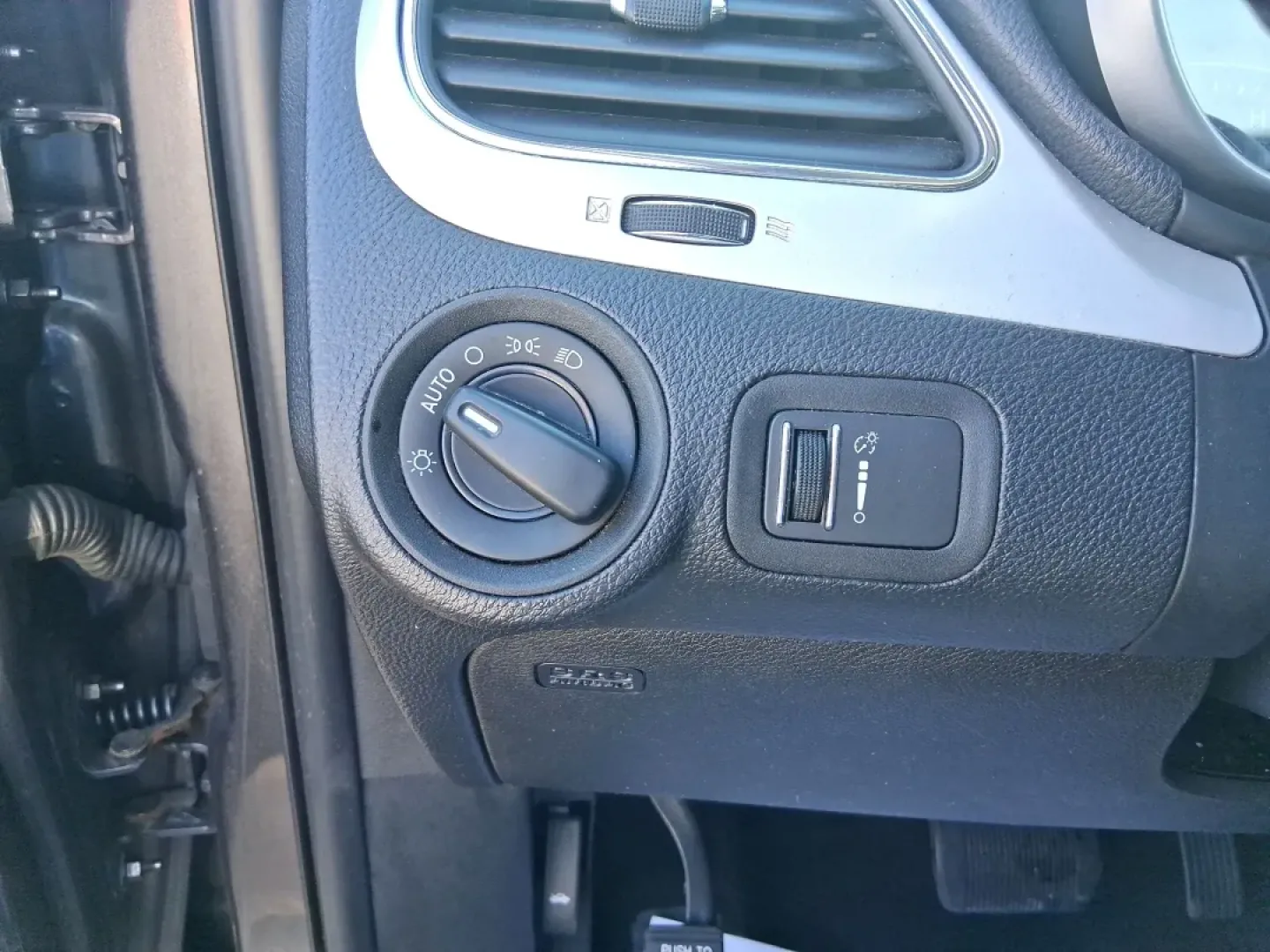 2019 Dodge Journey SE Value Package (3C4PDCAB4KT) with an Tigershark MultiAir 2.4L I-4 DOHC engine, 4A transmission, located at 401 Woodman Dr, Riverside, OH, 45431, (937) 908-9800, 39.760899, -84.123421 - Pack up the kids, load the groceries, and still have room for a weekend getaway-this 2019 Dodge Journey SE Value Package is built for real life in the Miami Valley. Whether you're commuting to Wright-Patterson AFB, shuttling to practices and school events, or planning a road trip out of Riverside, t - Photo#17