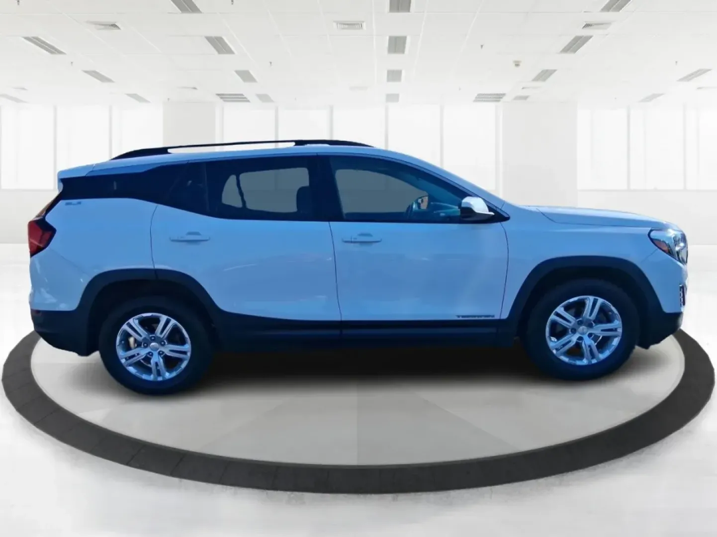 2019 GMC Terrain SLE (3GKALMEV4KL) with an 1.4L L4 DOHC 16V TURBO engine, 6A transmission, located at 1184 Kauffman Ave, Fairborn, OH, 45324, (937) 908-9800, 39.807072, -84.030914 - Picture your next week: easy commuting to Wright-Patterson AFB, grocery runs that don't feel like a puzzle, and a weekend escape to John Bryan State Park with room for everyone and everything. This 2019 GMC Terrain SLE in Summit White is the kind of practical, comfortable SUV that fits real life in - Photo#1