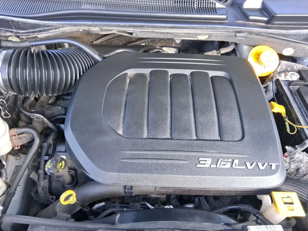 2015 Chrysler Town and Country Touring (2C4RC1BG1FR) with an 3.6L V-6 DOHC engine, 6-Speed Automatic transmission, located at 8750 N County Rd 25A, Piqua, OH, 45356, (937) 908-9800, 40.164391, -84.232513 - Pack up the kids, load the cooler, and point the nose toward a weekend road trip-this 2015 Chrysler Town and Country Touring is built for real life in West Central Ohio. Whether you're shuttling a growing family to school and sports, commuting from Piqua to Troy, or planning an easy getaway up I-7 - Photo#11