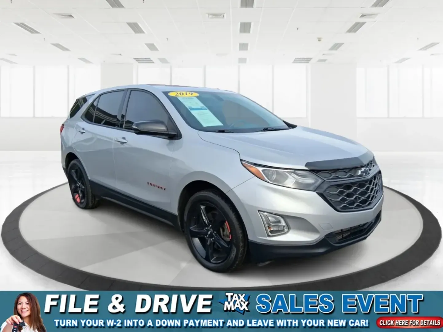 2019 Chevrolet Equinox LT (2GNAXVEX8K6) with an 2L I-4 gasoline direct injection engine, 9A transmission, located at 880 E. National Road, Vandalia, OH, 45377, (937) 908-9800, 39.891918, -84.183594 - Picture your next week: easy school drop-offs, a smooth I675 commute, and a weekend escape to Carriage Hill MetroPark or a quick run to The Greene-without worrying about space, traction, or comfort. This 2019 Chevrolet Equinox LT is built for real life in Riverside, Ohio, giving you SUV practicality - Photo#0