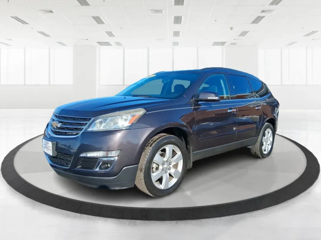 2017 Chevrolet Traverse 1LT (1GNKRGKDXHJ) with an 3.6L V-6 gasoline direct injection engine, 6A transmission, located at 8750 N County Rd 25A, Piqua, OH, 45356, (937) 908-9800, 40.164391, -84.232513 - Picture your next weekend: the kids are loaded up, the playlist is set, and you're cruising from Piqua to a ballgame, a family cookout, or a day trip to Indian Lake without worrying about space, comfort, or reliability. This 2017 Chevrolet Traverse 1LT is the kind of three-row SUV that fits real lif - Photo#7
