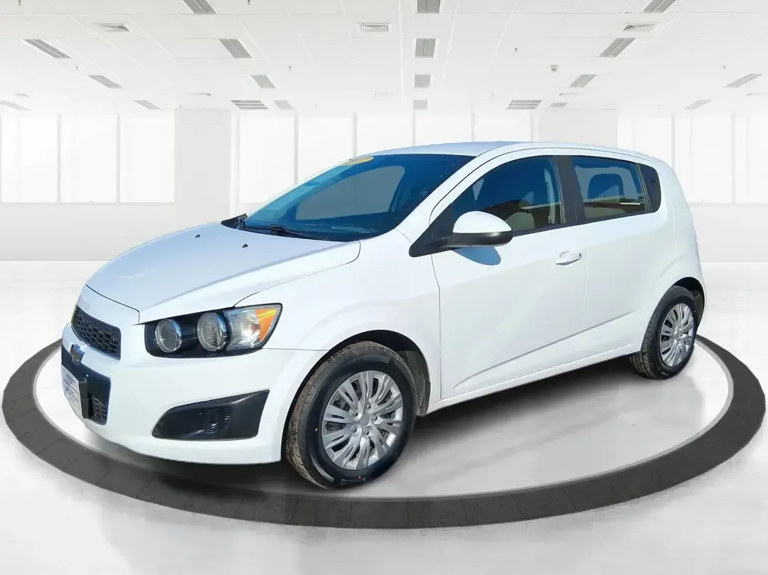 2016 Chevrolet Sonic LS Auto (1G1JA6SH4G4) with an 1.8L L4 DOHC 24V engine, 6A transmission, located at 1184 Kauffman Ave, Fairborn, OH, 45324, (937) 908-9800, 39.807072, -84.030914 - Need a smart, easy-to-park commuter that can also handle grocery runs, campus life, and weekend getaways without draining your budget? This 2016 Chevrolet Sonic LS Auto Hatchback is built for real-life Fairborn living-zipping down I675 for work, cruising over to Wright-Patterson Air Force Base, or h - Photo#7