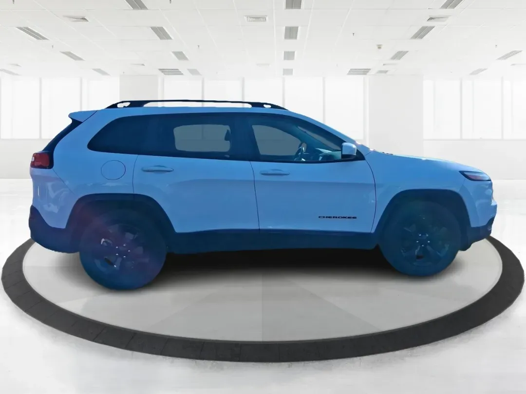 2016 Jeep Cherokee Altitude (1C4PJMCB5GW) with an 2.4L L4 DOHC 16V engine, 9A transmission, located at 880 E. National Road, Vandalia, OH, 45377, (937) 908-9800, 39.891918, -84.183594 - Picture your next weekend: a quick grocery run to the Meijer on Benchwood, a family visit across town, then a spontaneous road trip up I75 with the cargo area packed and the confidence of 4WD when Ohio weather changes its mind. This 2016 Jeep Cherokee Altitude is the kind of versatile crossover that - Photo#1