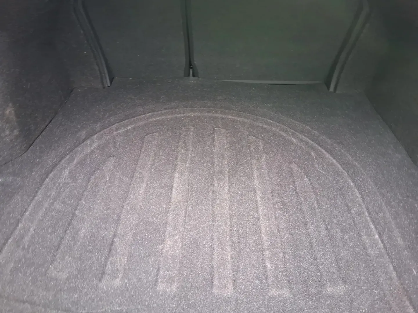 2017 Hyundai Elantra SE (KMHD84LF5HU) with an Nu 2L I-4 DOHC engine, 6A transmission, located at 1099 N County Rd 25A , Troy, OH, 45373, (937) 908-9800, 40.057079, -84.212883 - Planning a reliable daily commute from Troy to Dayton, a fuel-friendly run to the Miami Valley Centre Mall, or an easy weekend escape up I75? This 2017 Hyundai Elantra SE in eye-catching Scarlet Red Pearl is the kind of practical sedan that fits real life-comfortable for long drives, small enough fo - Photo#11