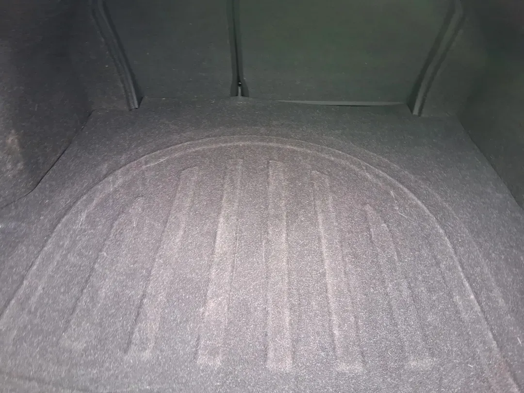 2017 Hyundai Elantra SE (KMHD84LF5HU) with an Nu 2L I-4 DOHC engine, 6A transmission, located at 1099 N County Rd 25A , Troy, OH, 45373, (937) 908-9800, 40.057079, -84.212883 - Planning a reliable daily commute from Troy to Dayton, a fuel-friendly run to the Miami Valley Centre Mall, or an easy weekend escape up I75? This 2017 Hyundai Elantra SE in eye-catching Scarlet Red Pearl is the kind of practical sedan that fits real life-comfortable for long drives, small enough fo - Photo#11