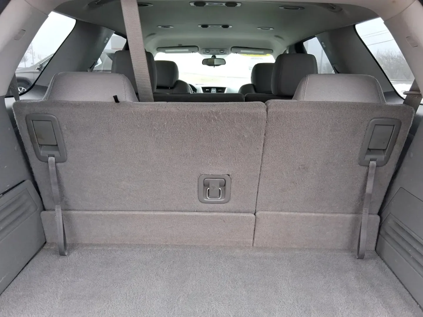 2016 GMC Acadia SLE-1 (1GKKVNED8GJ) with an 3.6L V-6 gasoline direct injection engine, 6A transmission, located at 1184 Kauffman Ave, Fairborn, OH, 45324, (937) 908-9800, 39.807072, -84.030914 - Need one SUV that can handle school drop-offs, I675 commuting, and a weekend escape to John Bryan State Park without feeling cramped or stressed? This 2016 GMC Acadia SLE-1 in Ebony Twilight Metallic is built for real-life Ohio driving-room for people and gear, confident traction for changing weathe - Photo#11