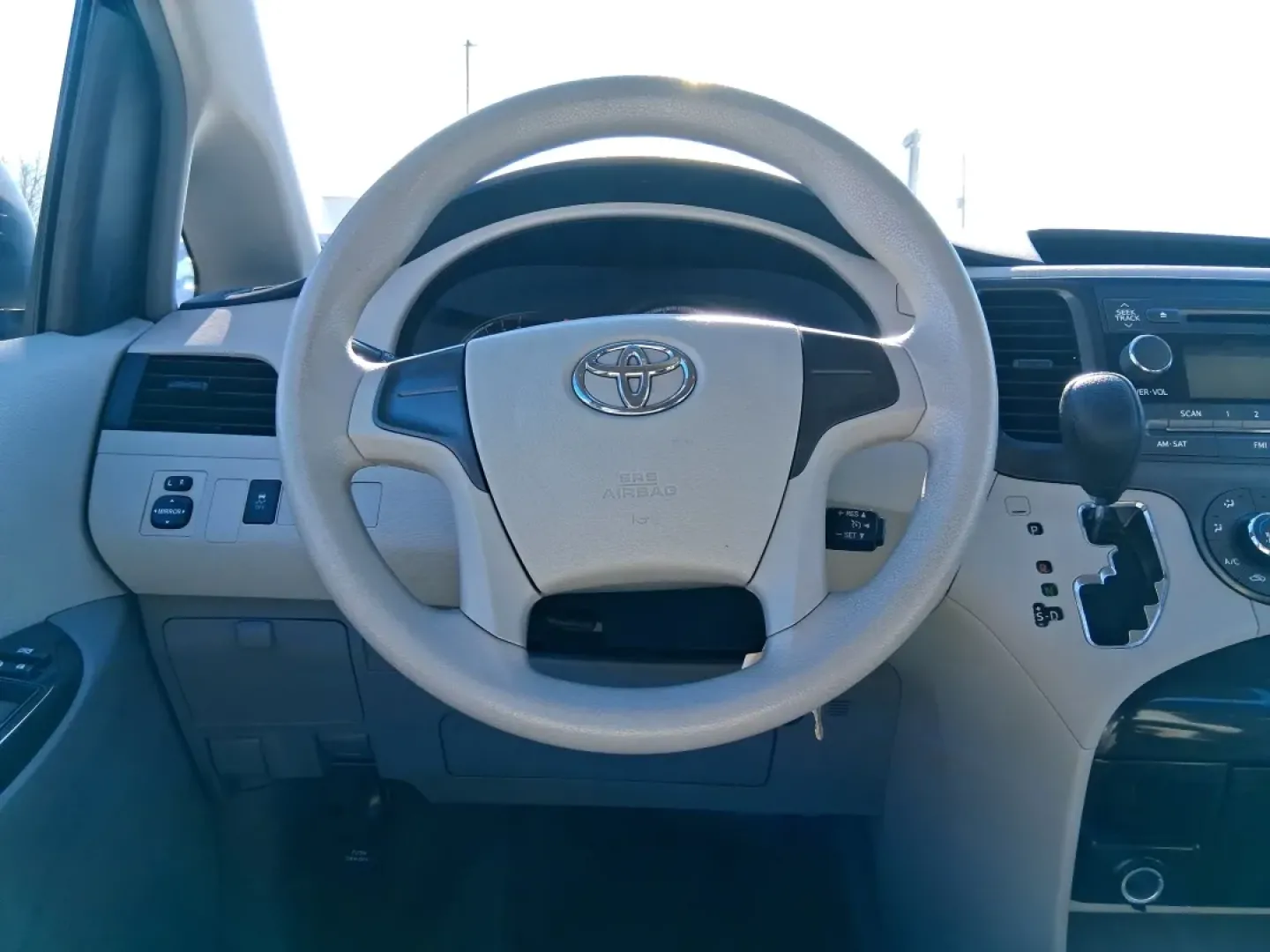 2013 Toyota Sienna L V6 7 Passenger (5TDZK3DC8DS) with an 3.5L V-6 DOHC engine, 5-Speed Automatic transmission, located at 4508 South Dixie Dr, Moraine, OH, 45439, (937) 908-9800, 39.689976, -84.218452 - Load up the kids, the groceries, and the weekend plans-this 2013 Toyota Sienna L V6 7 Passenger is the kind of minivan that makes everyday life easier, whether you're running school drop-offs, commuting across Dayton, or heading out for a road trip with friends. With Toyota reliability and a roomy c - Photo#16