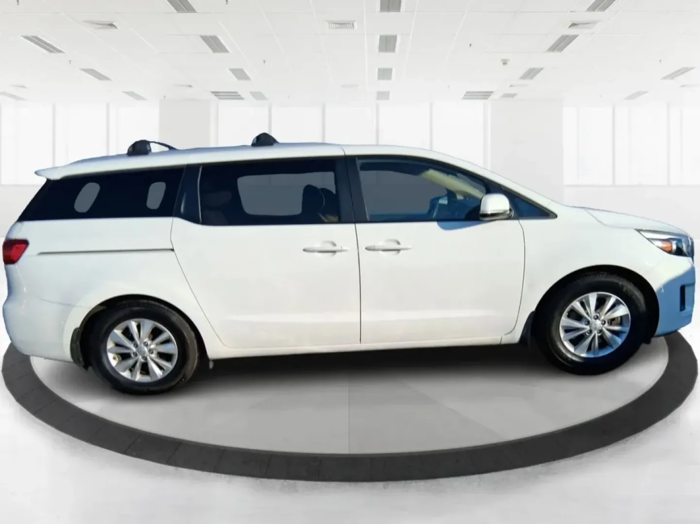 2016 Kia Sedona LX (KNDMB5C1XG6) with an Lambda 3.3L V-6 gasoline direct injection engine, 6-Speed Automatic transmission, located at 1230 East Main St, Xenia, OH, 45385, (937) 908-9800, 39.688026, -83.910172 - Load up the kids, the groceries, and the weekend plans-this 2016 Kia Sedona LX is built for real life in and around Xenia. Whether you're shuttling to school drop-offs, commuting toward Beavercreek, or planning a family road trip out to John Bryan State Park and Yellow Springs, this passenger van de - Photo#1