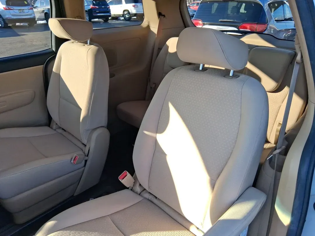 2016 Kia Sedona LX (KNDMB5C1XG6) with an Lambda 3.3L V-6 gasoline direct injection engine, 6-Speed Automatic transmission, located at 1230 East Main St, Xenia, OH, 45385, (937) 908-9800, 39.688026, -83.910172 - Load up the kids, the groceries, and the weekend plans-this 2016 Kia Sedona LX is built for real life in and around Xenia. Whether you're shuttling to school drop-offs, commuting toward Beavercreek, or planning a family road trip out to John Bryan State Park and Yellow Springs, this passenger van de - Photo#9