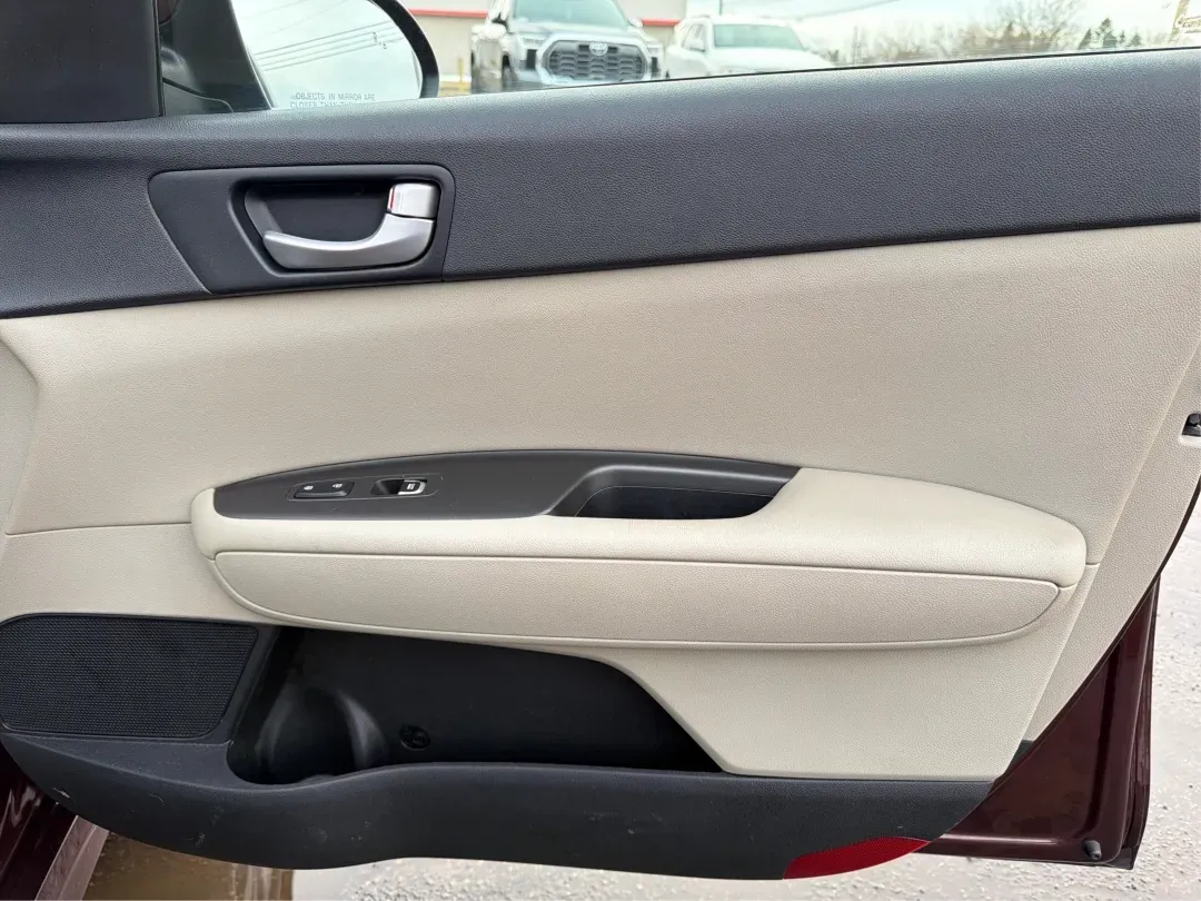 2016 Kia Optima LX (5XXGT4L32GG) with an Theta II 2.4L I-4 gasoline direct injection engine, 6A transmission, located at 1184 Kauffman Ave, Fairborn, OH, 45324, (937) 908-9800, 39.807072, -84.030914 - Picture your next week going smoother: an easy morning commute down I-675, a quick run to The Mall at Fairfield Commons, and a comfortable weekend drive past Wright State University or out toward the National Museum of the U.S. Air Force-without stressing about your budget. This 2016 Kia Optima LX s - Photo#20