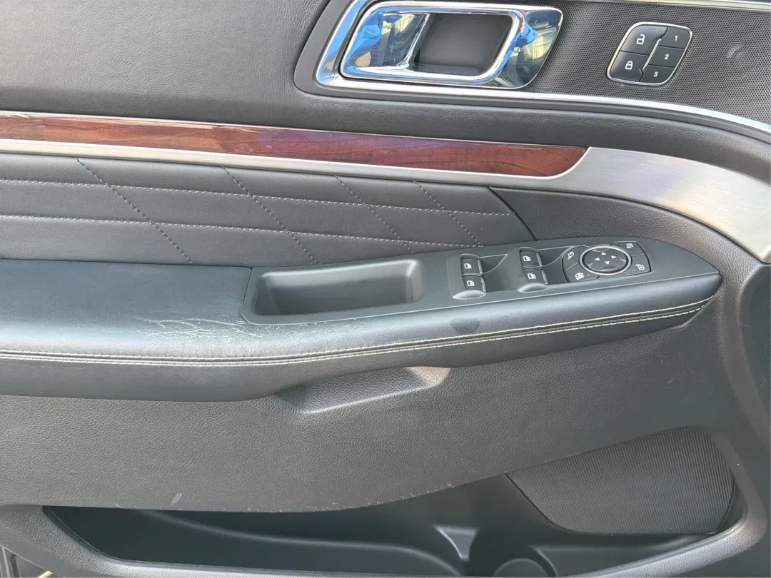 2018 Ford Explorer Platinum (1FM5K8HT1JG) with an EcoBoost 3.5L V-6 gasoline direct injection engine, 6A transmission, located at 8750 N County Rd 25A, Piqua, OH, 45356, (937) 908-9800, 40.164391, -84.232513 - Load up the family, cue the road-trip playlist, and point your weekend plans toward Indian Lake or a quick getaway down I75-this 2018 Ford Explorer Platinum is built for real-life Ohio driving. With confident 4WD/AWD traction, three-row versatility, and premium comfort, it's an ideal SUV for growing - Photo#19