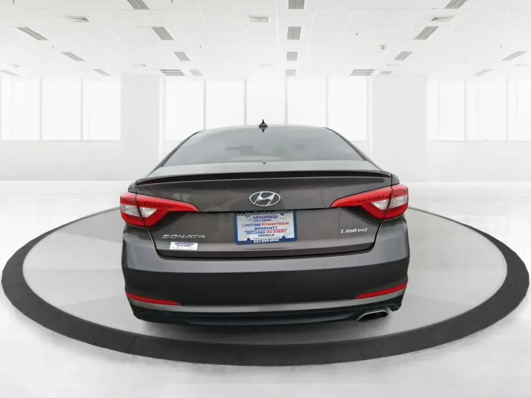 2016 Hyundai Sonata SE (5NPE24AFXGH) with an 2.4L I-4 gasoline direct injection engine, 7A transmission, located at 1184 Kauffman Ave, Fairborn, OH, 45324, (937) 908-9800, 39.807072, -84.030914 - Make every day in Fairborn feel easier-whether you're commuting to Wright-Patterson AFB, shuttling kids between school and practice, or planning a weekend drive out toward Yellow Springs and Glen Helen. This 2016 Hyundai Sonata SE sedan is built for real life: comfortable for long stretches on I675, - Photo#3