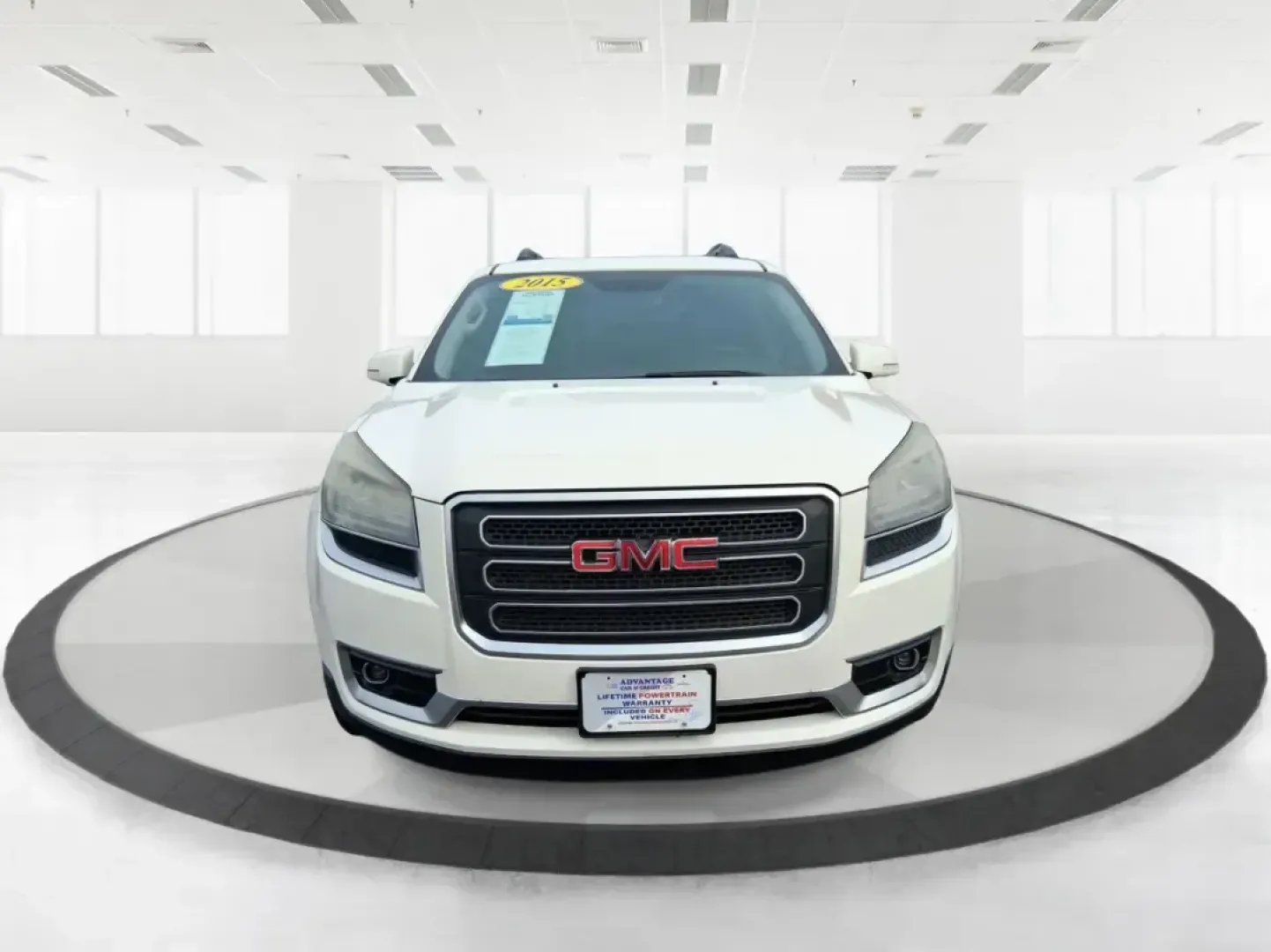 2015 GMC Acadia SLT-1 (1GKKRRKDXFJ) with an 3.6L V-6 gasoline direct injection engine, 6-Speed Automatic transmission, located at 4508 South Dixie Dr, Moraine, OH, 45439, (937) 908-9800, 39.689976, -84.218452 - Need one SUV that can handle school drop-offs, a long commute up I75, and a packed weekend at Carillon Historical Park or a day trip to Caesar Creek? This 2015 GMC Acadia SLT-1 is built for real life in Moraine-roomy, comfortable, and ready for the daily hustle while still feeling upscale for road-t - Photo#7