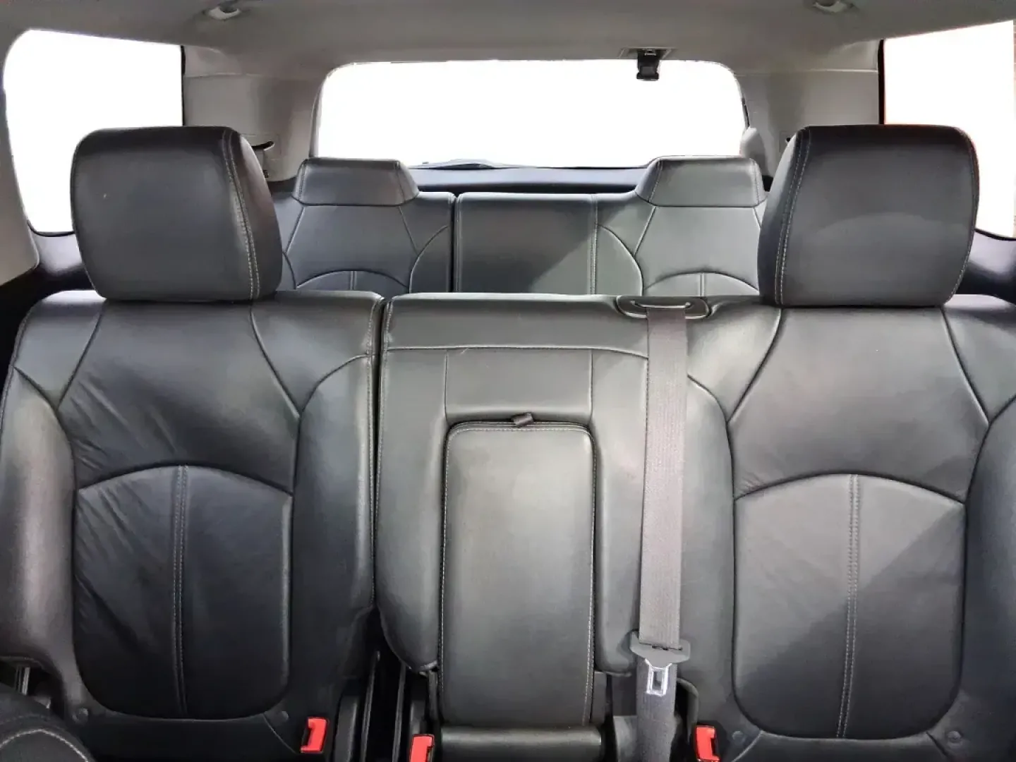 2015 GMC Acadia SLT-1 (1GKKRRKDXFJ) with an 3.6L V-6 gasoline direct injection engine, 6-Speed Automatic transmission, located at 4508 South Dixie Dr, Moraine, OH, 45439, (937) 908-9800, 39.689976, -84.218452 - Need one SUV that can handle school drop-offs, a long commute up I75, and a packed weekend at Carillon Historical Park or a day trip to Caesar Creek? This 2015 GMC Acadia SLT-1 is built for real life in Moraine-roomy, comfortable, and ready for the daily hustle while still feeling upscale for road-t - Photo#14