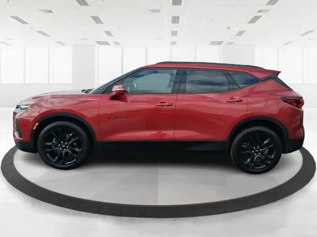 2019 Chevrolet Blazer LT (3GNKBHRS7KS) with an 3.6L V6 DOHC 24V engine, 9A transmission, located at 1230 East Main St, Xenia, OH, 45385, (937) 908-9800, 39.688026, -83.910172 - Whether you're shuttling kids to practice, commuting from Xenia to Beavercreek, or packing up for a weekend escape to John Bryan State Park, this 2019 Chevrolet Blazer LT is built for real life-roomy, confident, and ready for Ohio weather. Finished in a bold Red exterior and equipped with 4WD/AWD, t - Photo#5