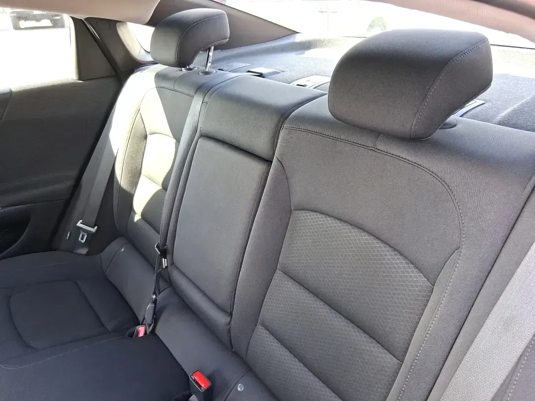 2022 Chevrolet Malibu FWD LT (1G1ZD5ST2NF) with an ECOTEC 1.5L I-4 gasoline direct injection engine, 6A transmission, located at 1230 East Main St, Xenia, OH, 45385, (937) 908-9800, 39.688026, -83.910172 - Need a reliable commuter that still feels comfortable for date night in downtown Xenia, the daily school run, or quick weekend escapes toward John Bryan State Park? This 2022 Chevrolet Malibu LT is built for real life-easy to drive, fuel-friendly on regular unleaded, and packed with the comfort and - Photo#10