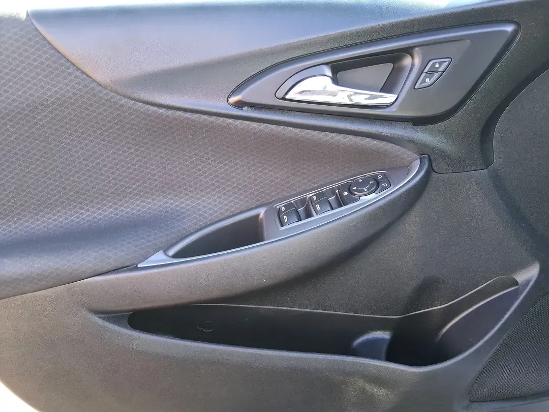 2022 Chevrolet Malibu FWD LT (1G1ZD5ST2NF) with an ECOTEC 1.5L I-4 gasoline direct injection engine, 6A transmission, located at 1230 East Main St, Xenia, OH, 45385, (937) 908-9800, 39.688026, -83.910172 - Need a reliable commuter that still feels comfortable for date night in downtown Xenia, the daily school run, or quick weekend escapes toward John Bryan State Park? This 2022 Chevrolet Malibu LT is built for real life-easy to drive, fuel-friendly on regular unleaded, and packed with the comfort and - Photo#19