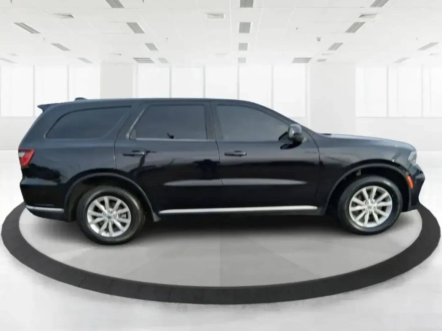 2021 Dodge Durango SXT AWD (1C4RDJAG4MC) with an Pentastar 3.6L V-6 DOHC engine, 8A transmission, located at 1099 N County Rd 25A , Troy, OH, 45373, (937) 908-9800, 40.057079, -84.212883 - Picture your next road trip out of Troy: the kids buckled in, playlists queued, and plenty of room for coolers, sports gear, or weekend luggage-without giving up confident all-weather traction. This 2021 Dodge Durango SXT AWD is built for real life in Ohio, whether you're commuting toward Dayton, ta - Photo#1