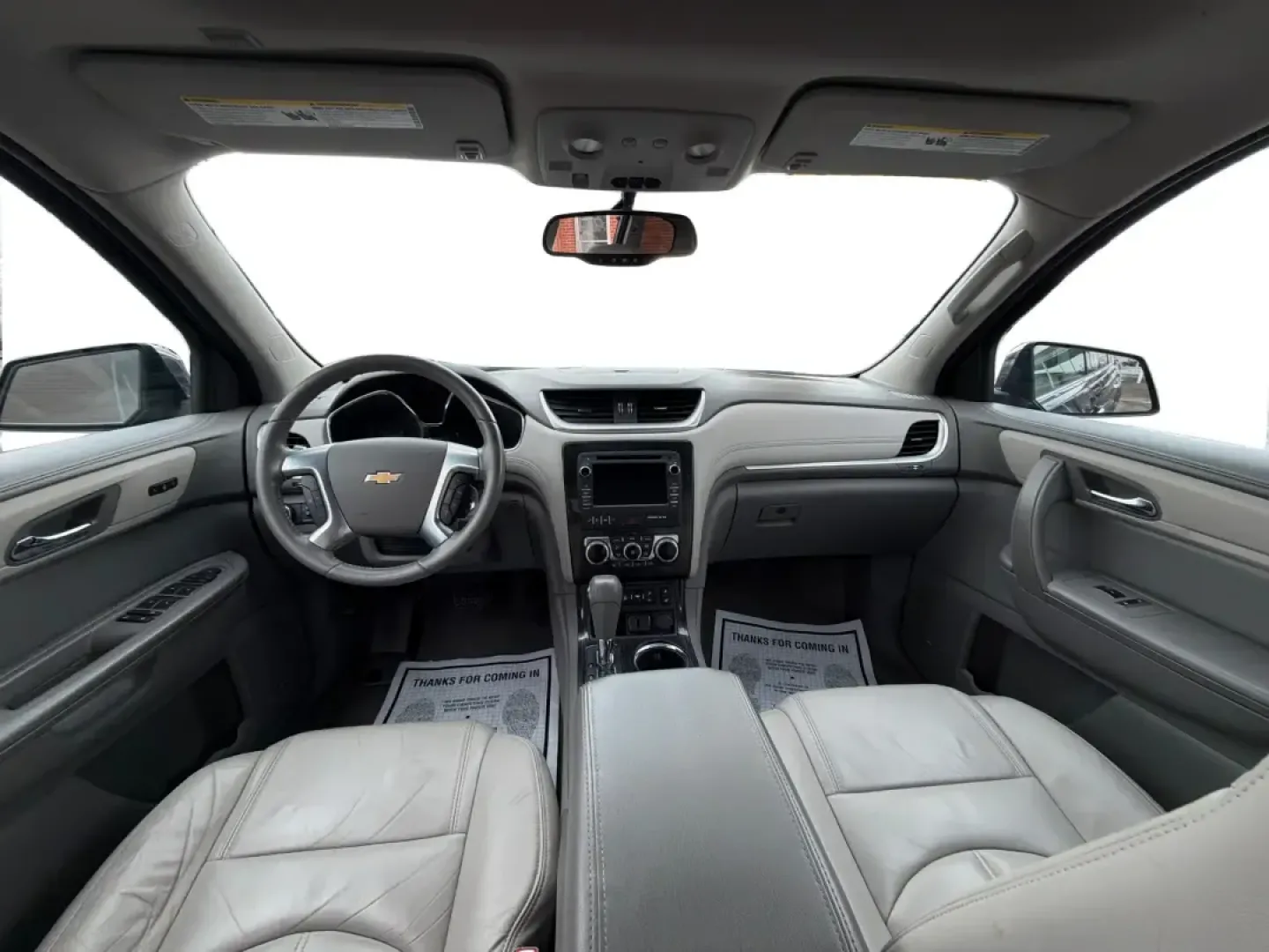 2016 Chevrolet Traverse 2LT (1GNKVHKD0GJ) with an 3.6L V-6 gasoline direct injection engine, 6-Speed Automatic transmission, located at 401 Woodman Dr, Riverside, OH, 45431, (937) 908-9800, 39.760899, -84.123421 - Pack up the kids, cue up the playlist, and point the GPS toward your next weekend getaway-this 2016 Chevrolet Traverse 2LT is the kind of roomy, confident SUV that makes school runs, long commutes, and road trips out of Riverside feel easy and comfortable. With seating flexibility, family-friendly s - Photo#21