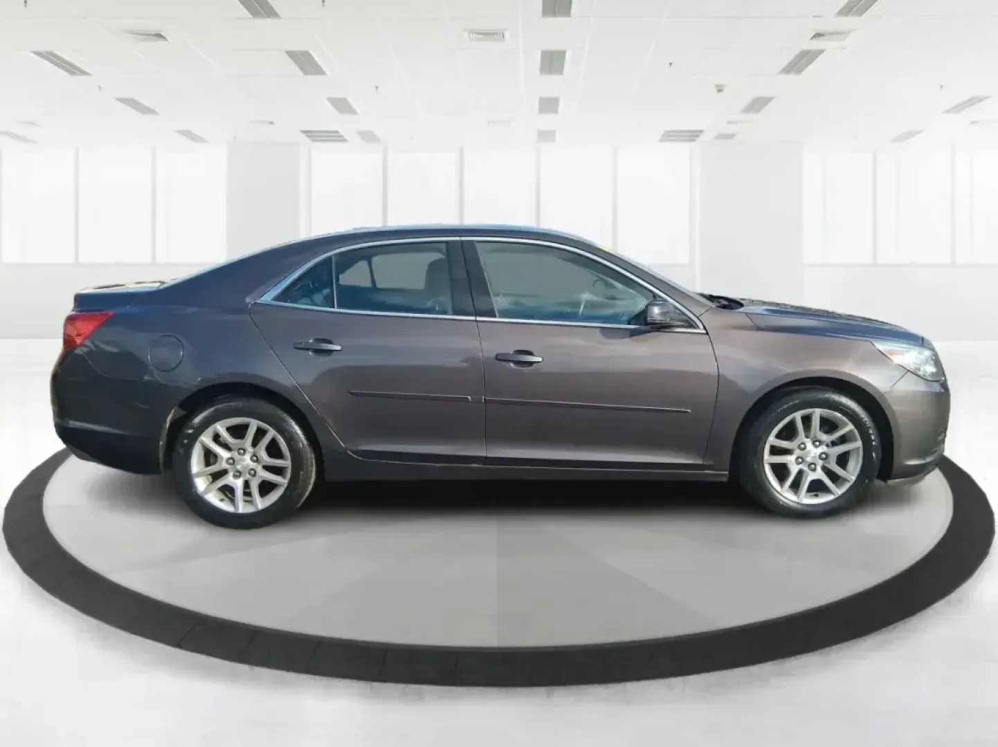 2013 Chevrolet Malibu 1LT (1G11C5SA6DF) with an ECOTEC 2.5L I-4 gasoline direct injection engine, 6-Speed Automatic transmission, located at 1951 S Dayton Lakeview Rd., New Carlisle, OH, 45344, (937) 908-9800, 39.890999, -84.050255 - Need a dependable daily driver that can handle the school run, the I70 commute, and the occasional weekend getaway without draining your budget? This 2013 Chevrolet Malibu 1LT is a smart, comfortable sedan for real-life Ohio driving-easy to park, smooth on longer trips, and efficient enough for ever - Photo#1