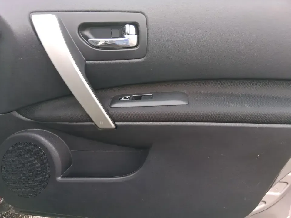 2013 Nissan Rogue S (JN8AS5MV5DW) with an 2.5L I-4 DOHC engine, Continuously Variable Transmission transmission, located at 8750 N County Rd 25A, Piqua, OH, 45356, (937) 908-9800, 40.164391, -84.232513 - Ready for a practical SUV that fits real life in the Miami Valley-school drop-offs, I-75 commutes, grocery runs, and spontaneous weekend getaways to Carillon Historical Park or a stroll around The Greene? This **2013 Nissan Rogue S** is the kind of compact SUV that makes everyday driving easier, wit - Photo#18