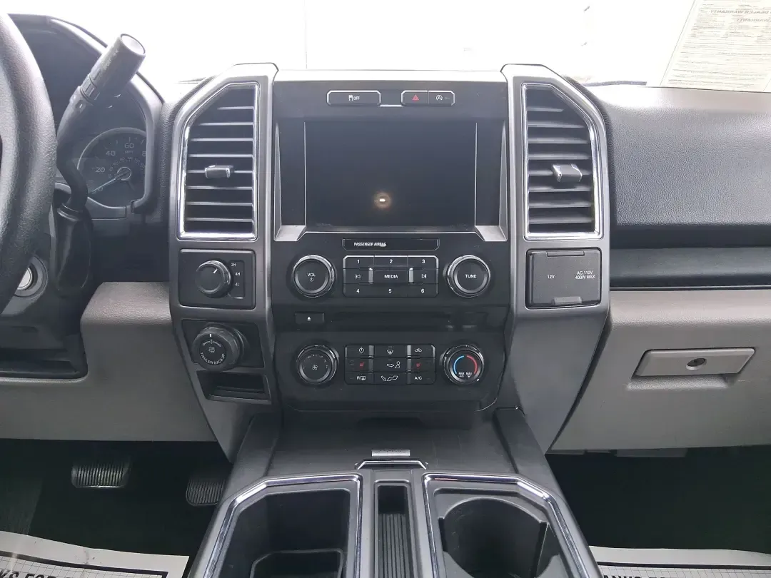 2016 Ford F-150 XLT (1FTEW1EP1GK) with an 2.7L V6 DOHC 24V engine, 6A transmission, located at 8750 N County Rd 25A, Piqua, OH, 45356, (937) 908-9800, 40.164391, -84.232513 - Need one truck that can handle weekday work runs, Saturday projects, and a last-minute road trip up I75 without breaking a sweat? This 2016 Ford F150 XLT Crew Cab 4WD is built for the doitall lifestyle-room for the crew, confidence in Ohio weather, and the capability to tow, haul, and explore while - Photo#12