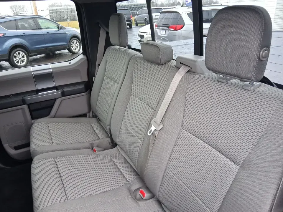 2016 Ford F-150 XLT (1FTEW1EP1GK) with an 2.7L V6 DOHC 24V engine, 6A transmission, located at 8750 N County Rd 25A, Piqua, OH, 45356, (937) 908-9800, 40.164391, -84.232513 - Need one truck that can handle weekday work runs, Saturday projects, and a last-minute road trip up I75 without breaking a sweat? This 2016 Ford F150 XLT Crew Cab 4WD is built for the doitall lifestyle-room for the crew, confidence in Ohio weather, and the capability to tow, haul, and explore while - Photo#10