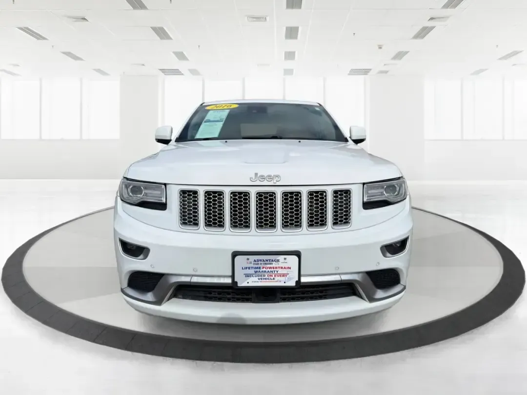 2016 Jeep Grand Cherokee Summit (1C4RJFJGXGC) with an 3.6L V6 DOHC 24V engine, 8A transmission, located at 1184 Kauffman Ave, Fairborn, OH, 45324, (937) 908-9800, 39.807072, -84.030914 - Pack the cooler, load up the family, and point the hood toward your next weekend escape-this 2016 Jeep Grand Cherokee Summit 4WD is built for Ohio life, from daily commutes across town to road trips out toward Hocking Hills. With its confident SUV stance, upscale Summit trim, and go-anywhere capabil - Photo#7
