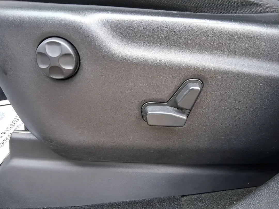 2013 Jeep Grand Cherokee Laredo (1C4RJFAG1DC) with an 3.6L V6 DOHC 24V engine, 5-Speed Automatic transmission, located at 401 Woodman Dr, Riverside, OH, 45431, (937) 908-9800, 39.760899, -84.123421 - Pack up the family, point the hood toward the next weekend getaway, and enjoy the confidence that comes with a capable SUV built for real life in Ohio. This 2013 Jeep Grand Cherokee Laredo in Mineral Gray Metallic Clearcoat is the kind of vehicle that fits your routine Monday through Friday-then tur - Photo#18