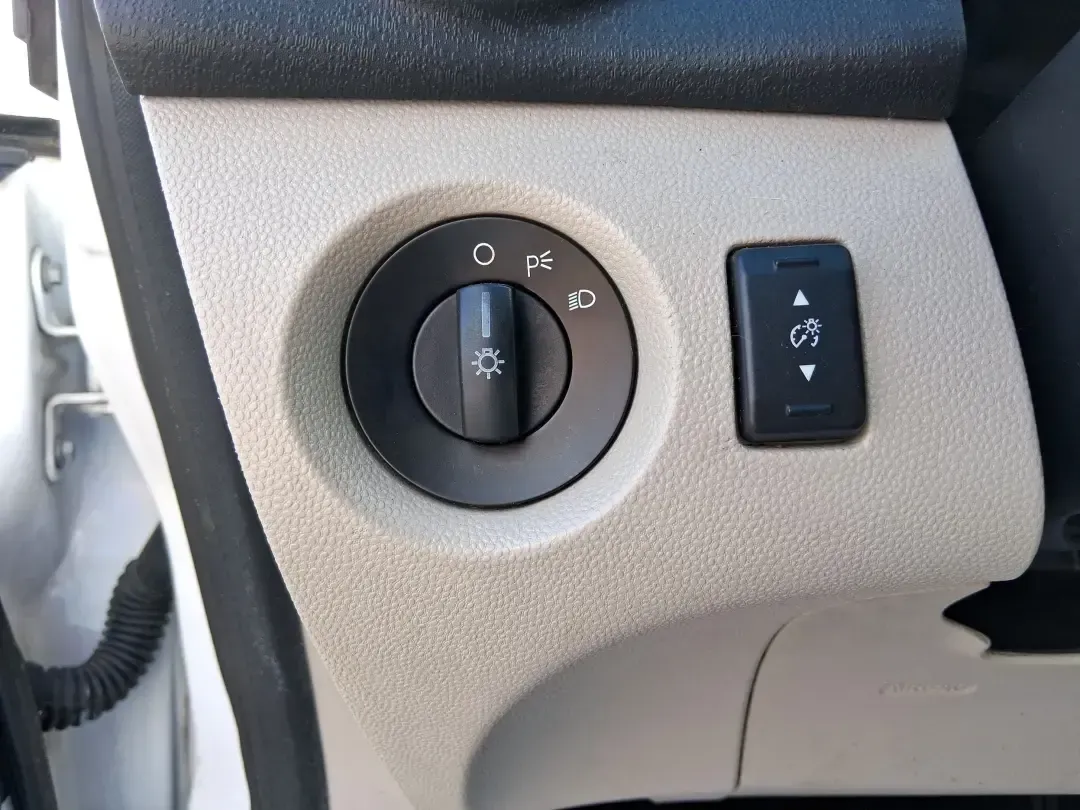 2013 Ford Fiesta SE (3FADP4BJXDM) with an 1.6L I-4 DOHC engine, located at 1951 S Dayton Lakeview Rd., New Carlisle, OH, 45344, (937) 908-9800, 39.890999, -84.050255 - Need a smart, efficient commuter that's easy to park downtown, nimble on I70, and still comfortable for weekend errands or a quick getaway to Springfield or Dayton? This 2013 Ford Fiesta SE Sedan in Oxford White delivers practical daily driving with the kind of budget-friendly ownership that fits re - Photo#17