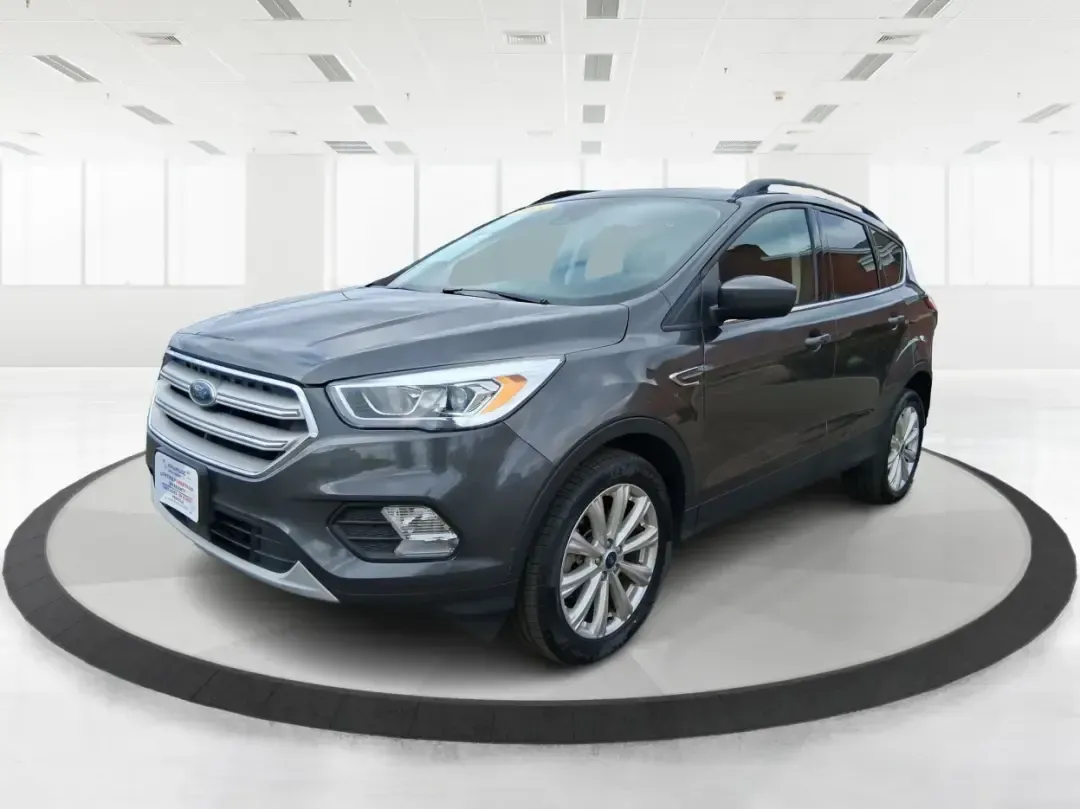 2019 Ford Escape SEL (1FMCU9HD7KU) with an 1.5L L4 DOHC 16V engine, 6A transmission, located at 1230 East Main St, Xenia, OH, 45385, (937) 908-9800, 39.688026, -83.910172 - Weekend road trips to John Bryan State Park, daily commutes down US-35, or the school-and-sports shuffle around Greene County-this 2019 Ford Escape SEL is the kind of compact SUV that fits real life in Xenia, Ohio. With confident AWD capability, a comfortable cabin, and practical cargo space, it's a - Photo#7