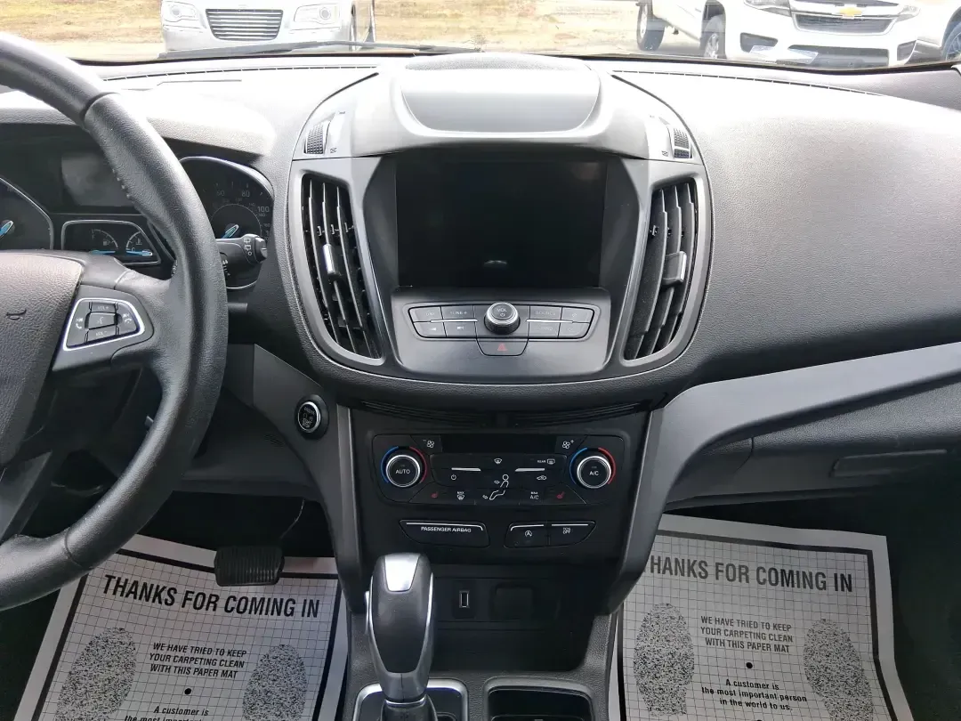 2019 Ford Escape SEL (1FMCU9HD7KU) with an 1.5L L4 DOHC 16V engine, 6A transmission, located at 1230 East Main St, Xenia, OH, 45385, (937) 908-9800, 39.688026, -83.910172 - Weekend road trips to John Bryan State Park, daily commutes down US-35, or the school-and-sports shuffle around Greene County-this 2019 Ford Escape SEL is the kind of compact SUV that fits real life in Xenia, Ohio. With confident AWD capability, a comfortable cabin, and practical cargo space, it's a - Photo#12