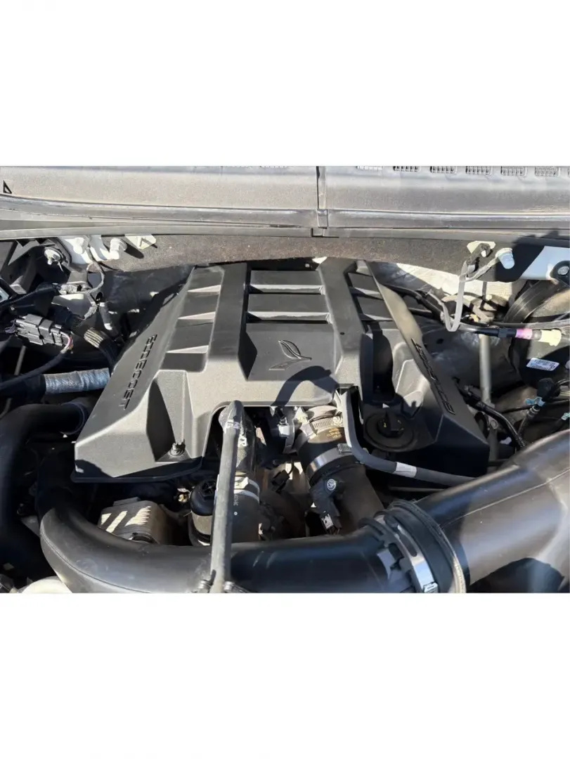 2015 Ford F-150 XLT (1FTEW1EP2FK) with an 2.7L V6 DOHC 24V engine, 6-Speed Automatic transmission, located at 1230 East Main St, Xenia, OH, 45385, (937) 908-9800, 39.688026, -83.910172 - Picture your next weekend: the bed loaded for a Greene County lake day, the family comfortable in a roomy Crew Cab, and 4WD ready when the weather turns on I35 or you decide to explore back roads outside Xenia. This 2015 Ford F-150 XLT is built for real life-work, play, towing, and everyday errands- - Photo#11