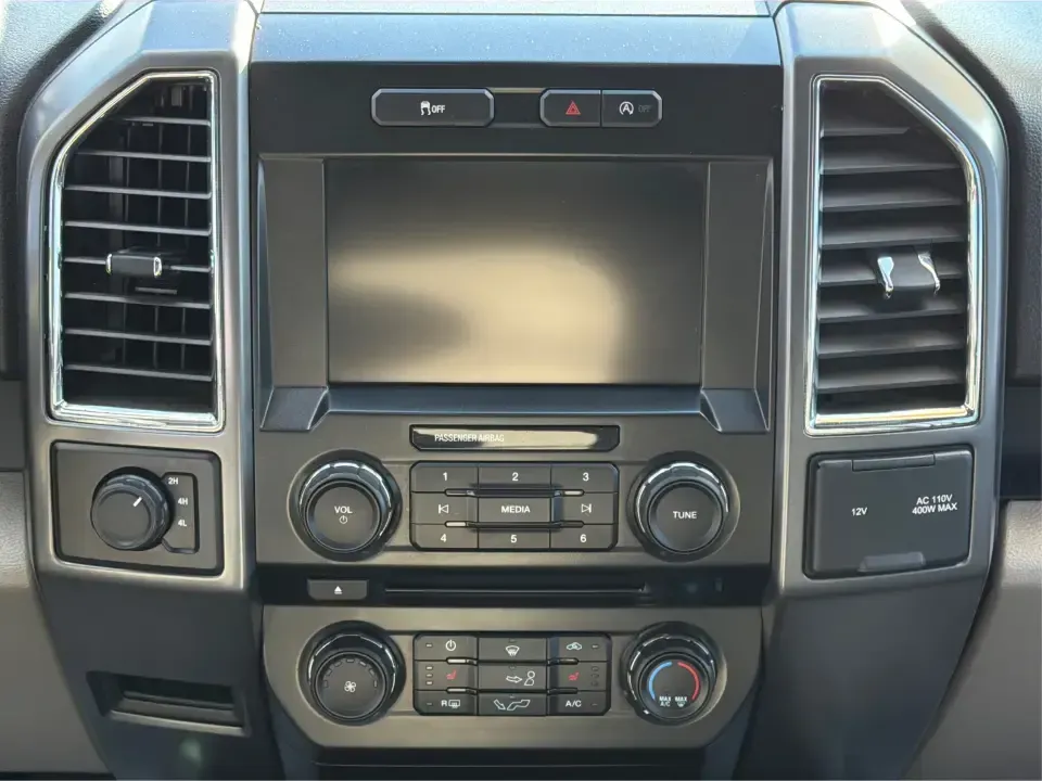 2015 Ford F-150 XLT (1FTEW1EP2FK) with an 2.7L V6 DOHC 24V engine, 6-Speed Automatic transmission, located at 1230 East Main St, Xenia, OH, 45385, (937) 908-9800, 39.688026, -83.910172 - Picture your next weekend: the bed loaded for a Greene County lake day, the family comfortable in a roomy Crew Cab, and 4WD ready when the weather turns on I35 or you decide to explore back roads outside Xenia. This 2015 Ford F-150 XLT is built for real life-work, play, towing, and everyday errands- - Photo#12