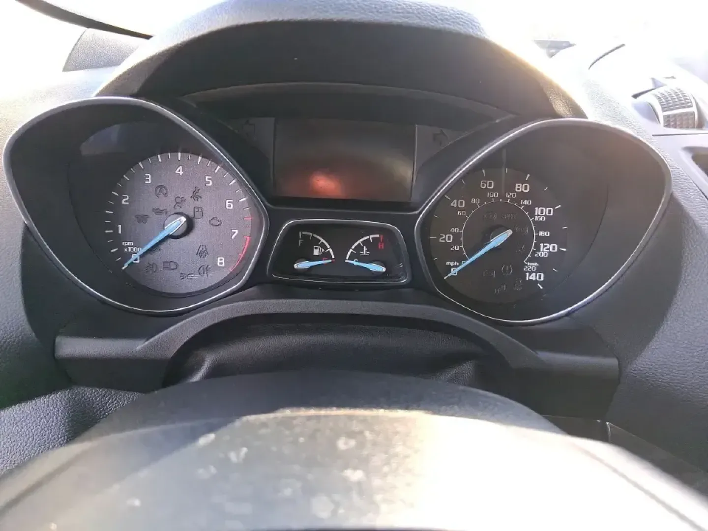 2019 Ford Escape SE (1FMCU0GD6KU) with an 1.5L L4 DOHC 16V engine, 6A transmission, located at 401 Woodman Dr, Riverside, OH, 45431, (937) 908-9800, 39.760899, -84.123421 - Need a dependable SUV for long commutes down I-675, quick school drop-offs, and weekend getaways to Carillon Historical Park or a day at the National Museum of the U.S. Air Force? This 2019 Ford Escape SE in Agate Black Metallic is built for real-life driving in and around Riverside, Ohio-comfortabl - Photo#15