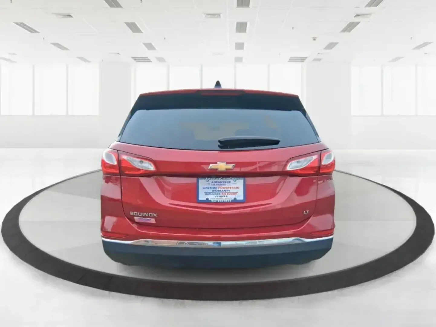 2018 Chevrolet Equinox LT (3GNAXJEV2JS) with an 1.5L I-4 gasoline direct injection engine, 6A transmission, located at 1099 N County Rd 25A , Troy, OH, 45373, (937) 908-9800, 40.057079, -84.212883 - Picture your next week: an easy school drop-off, a comfortable commute down I75, and a weekend road trip to Charleston Falls Preserve-all in one SUV that's sized for real life. This 2018 Chevrolet Equinox LT in head-turning Cajun Red Tintcoat is built for busy families, commuters, and budget-conscio - Photo#3