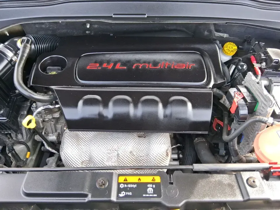 2017 Jeep Renegade Latitude 4x4 (ZACCJBBB3HP) with an 2.4L L4 DOHC 16V engine, 6M transmission, located at 1099 N County Rd 25A , Troy, OH, 45373, (937) 908-9800, 40.057079, -84.212883 - Weekend adventures don't have to wait for perfect credit. If you want a compact SUV that's easy to park for daily errands, confident in Ohio weather, and ready for a quick getaway to Indian Lake or a scenic drive through Miami County backroads, this **2017 Jeep Renegade Latitude 4x4** is built for r - Photo#11