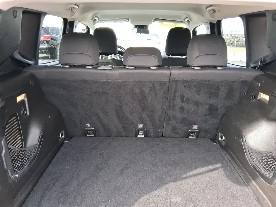 2017 Jeep Renegade Latitude 4WD (ZACCJBBB3HP) with an 2.4L L4 DOHC 16V engine, 6M transmission, located at 401 Woodman Dr, Riverside, OH, 45431, (937) 908-9800, 39.760899, -84.123421 - Ready for the kind of week that starts with a smooth commute and ends with a spontaneous road trip? This 2017 Jeep Renegade Latitude 4WD is built for real life in Riverside, OH-whether you're navigating morning traffic toward Wright-Patterson AFB, packing up for a day at Eastwood MetroPark, or takin- Photo#12