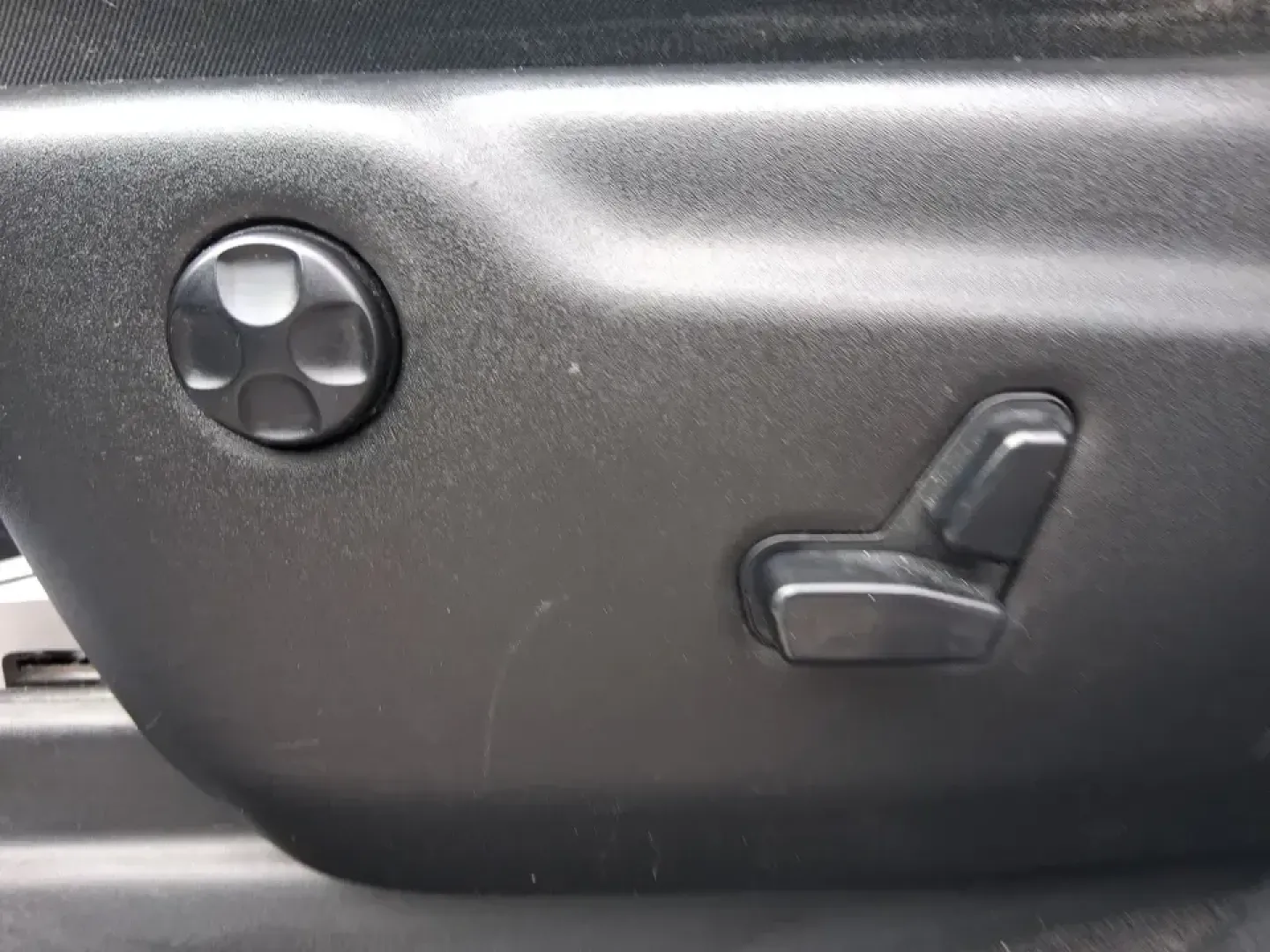 2015 Jeep Grand Cherokee Altitude (1C4RJFAG9FC) with an 3.6L V-6 DOHC engine, 8-Speed Automatic transmission, located at 1099 N County Rd 25A , Troy, OH, 45373, (937) 908-9800, 40.057079, -84.212883 - Weekend getaways to Hocking Hills, snowy school runs, or a confident daily commute up I75 feel easier when your SUV is built for real Ohio weather and real-life schedules. This 2015 Jeep Grand Cherokee Altitude in Bright White Clearcoat is the kind of capable, comfortable SUV that fits busy families - Photo#18