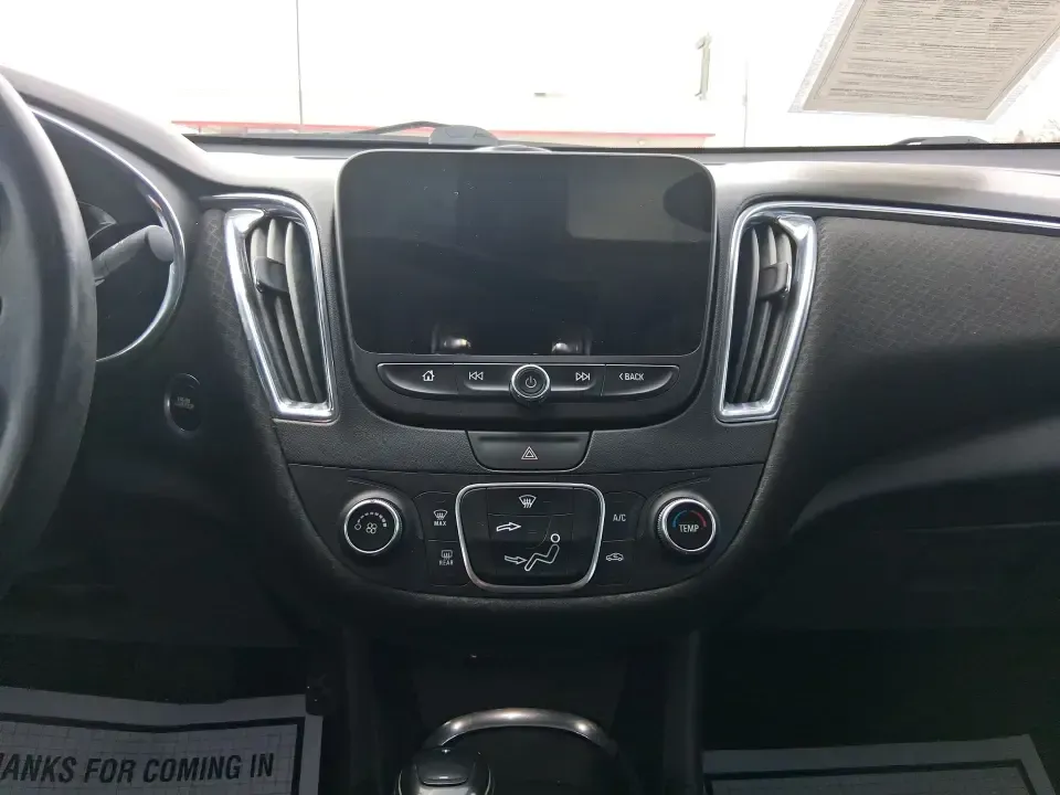 2018 Chevrolet Malibu LT (1G1ZD5STXJF) with an ECOTEC 1.5L I-4 gasoline direct injection engine, 6A transmission, located at 1230 East Main St, Xenia, OH, 45385, (937) 908-9800, 39.688026, -83.910172 - Need a dependable sedan that can handle the weekday commute, weekend errands, and the occasional I-75 road trip without draining your budget? This 2018 Chevrolet Malibu LT is built for real life in Troy-comfortable for long drives, efficient on regular unleaded, and roomy enough for growing families - Photo#14