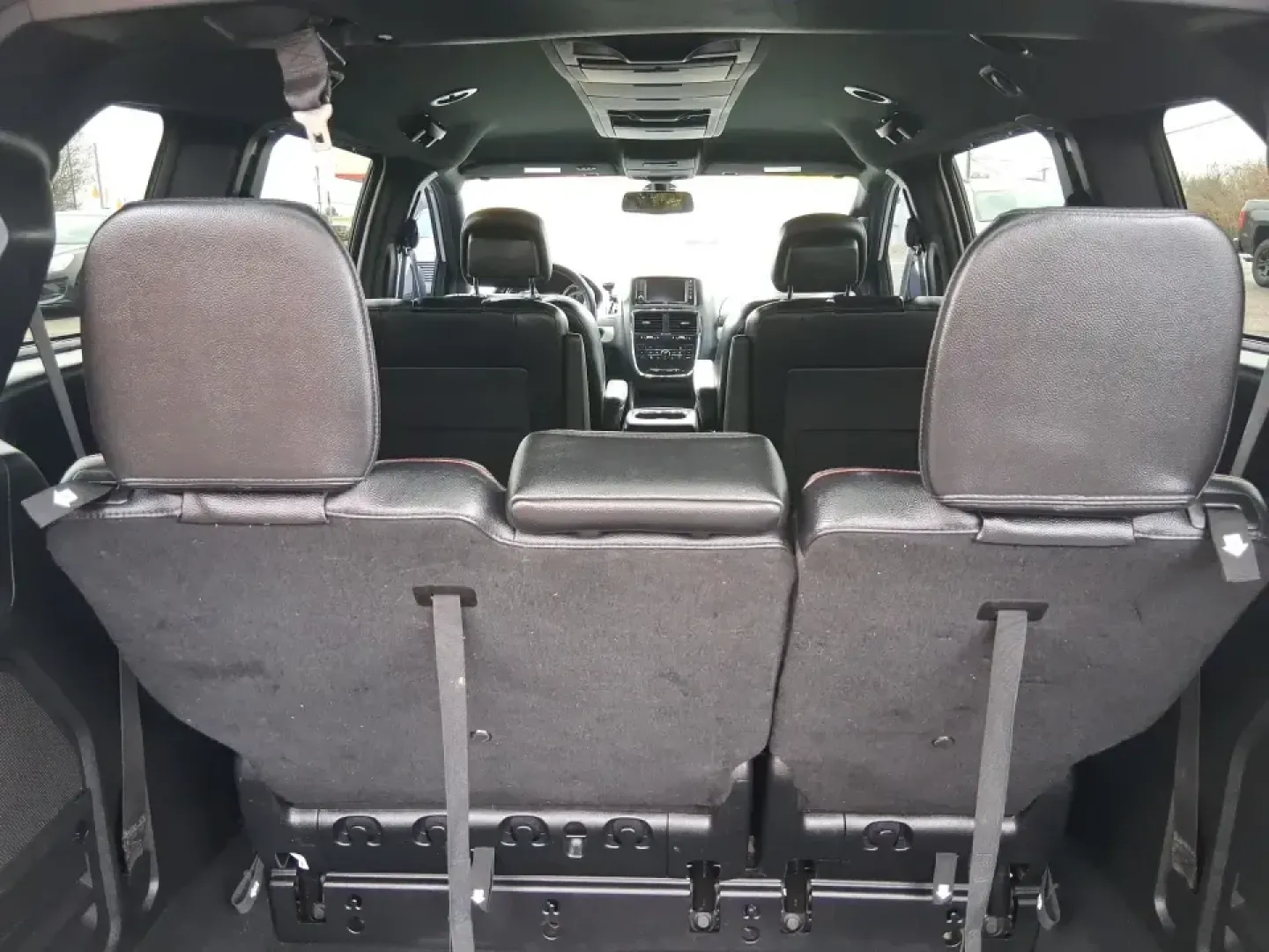 2019 Dodge Grand Caravan GT (2C4RDGEG1KR) with an Pentastar 3.6L V-6 DOHC engine, 6A transmission, located at 1951 S Dayton Lakeview Rd., New Carlisle, OH, 45344, (937) 908-9800, 39.890999, -84.050255 - Life gets busy fast-school drop-offs, grocery runs, weekend tournaments, and the occasional road trip to reset. This 2019 Dodge Grand Caravan GT is built for real-life schedules, giving growing families, rideshare-friendly commuters, and budget-conscious buyers the space and comfort of a well-equipp - Photo#12