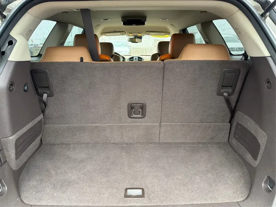 2016 Buick Enclave Leather (5GAKRBKD7GJ) with an 3.6L V-6 gasoline direct injection engine, 6-Speed Automatic Overdrive transmission, located at 401 Woodman Dr, Riverside, OH, 45431, (937) 908-9800, 39.760899, -84.123421 - Load up the family, cue the playlist, and point the hood toward I675 for a weekend at Carillon Historical Park or a quick run to The Greene-this 2016 Buick Enclave Leather is built for real-life Riverside routines and spontaneous road trips alike. With three-row versatility, a smooth V6, and comfort - Photo#12