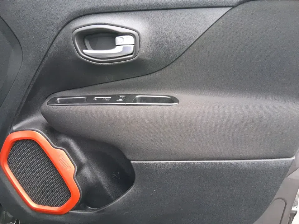 2018 Jeep Renegade Upland Edition 4x4 (ZACCJBAB1JP) with an Tigershark MultiAir 2.4L I-4 variable valve contro engine, 6M transmission, located at 1230 East Main St, Xenia, OH, 45385, (937) 908-9800, 39.688026, -83.910172 - Weekend getaways to John Bryan State Park, snowy commutes down US-35, or daily school-and-grocery runs around Xenia all get easier when you've got a compact SUV that's sized for city parking but ready for Ohio backroads. This 2018 Jeep Renegade Upland Edition 4x4 brings that go-anywhere, do-everythi - Photo#19