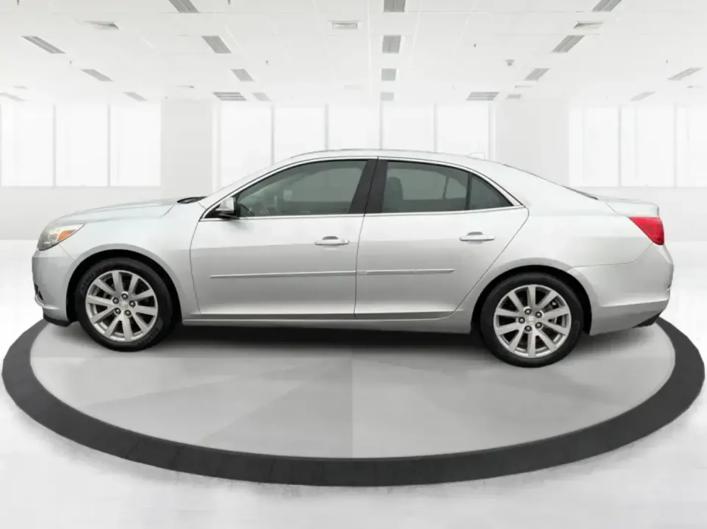 2013 Chevrolet Malibu 2LT (1G11E5SA7DF) with an ECOTEC 2.5L I-4 gasoline direct injection engine, 6-Speed Automatic transmission, located at 1099 N County Rd 25A , Troy, OH, 45373, (937) 908-9800, 40.057079, -84.212883 - Need a reliable commuter that's comfortable for I75 runs, errands around Troy, and the occasional weekend escape to Charleston Falls Preserve? This 2013 Chevrolet Malibu 2LT is the kind of practical, polished sedan that fits real life-easy to park downtown, smooth on longer drives, and roomy enough - Photo#5