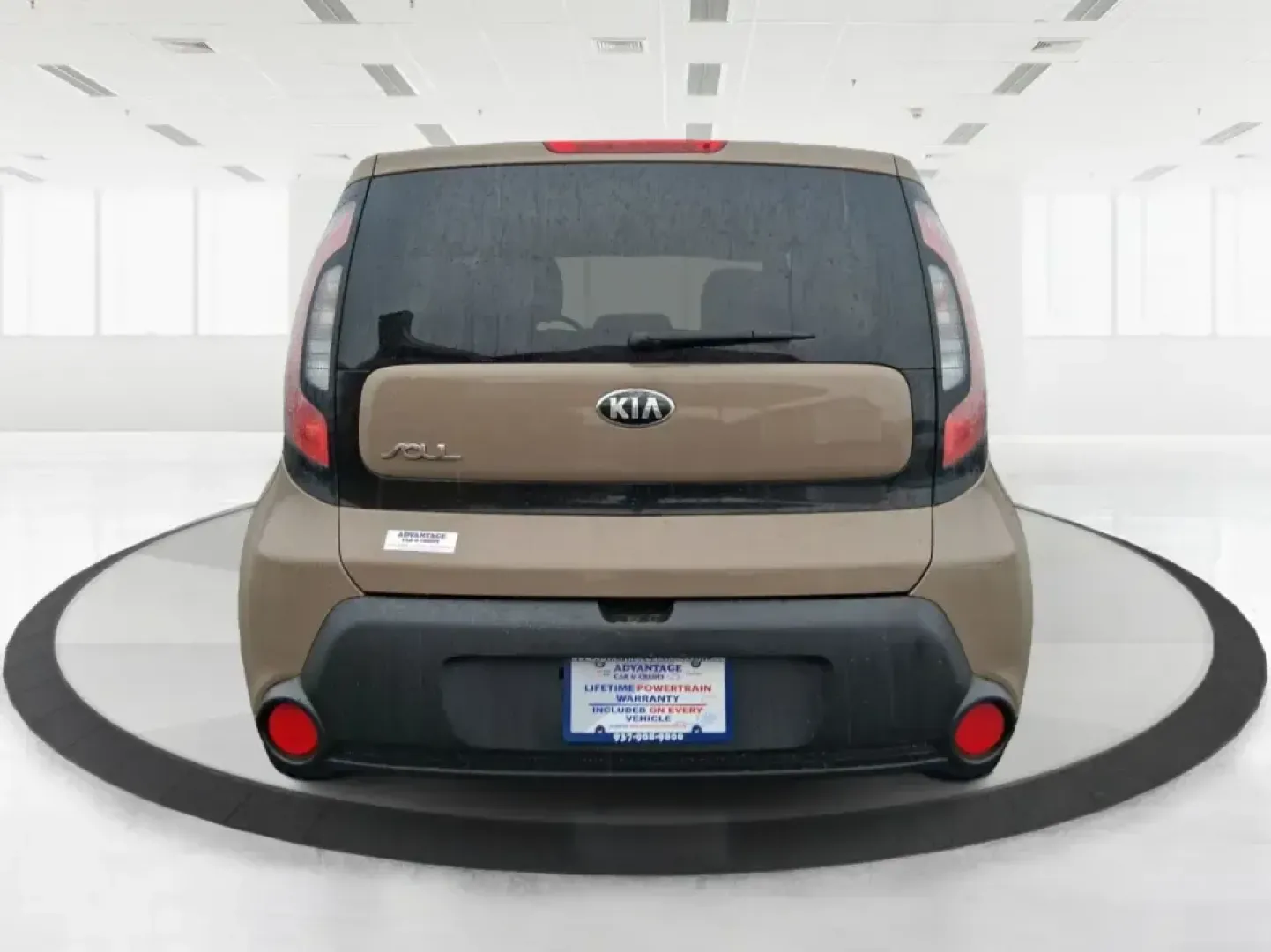 2015 Kia Soul Base (KNDJN2A25F7) with an 1.6L L4 DOHC 16V engine, located at 1099 N County Rd 25A , Troy, OH, 45373, (937) 908-9800, 40.057079, -84.212883 - Picture your next week in Troy: an easy commute up N County Rd 25A, a quick grocery run near the Miami County Fairgrounds, and a Saturday drive down I75 for a Dayton day trip-without stressing over parking, fuel costs, or tight cargo space. This 2015 Kia Soul Base is built for real life, making it a - Photo#3